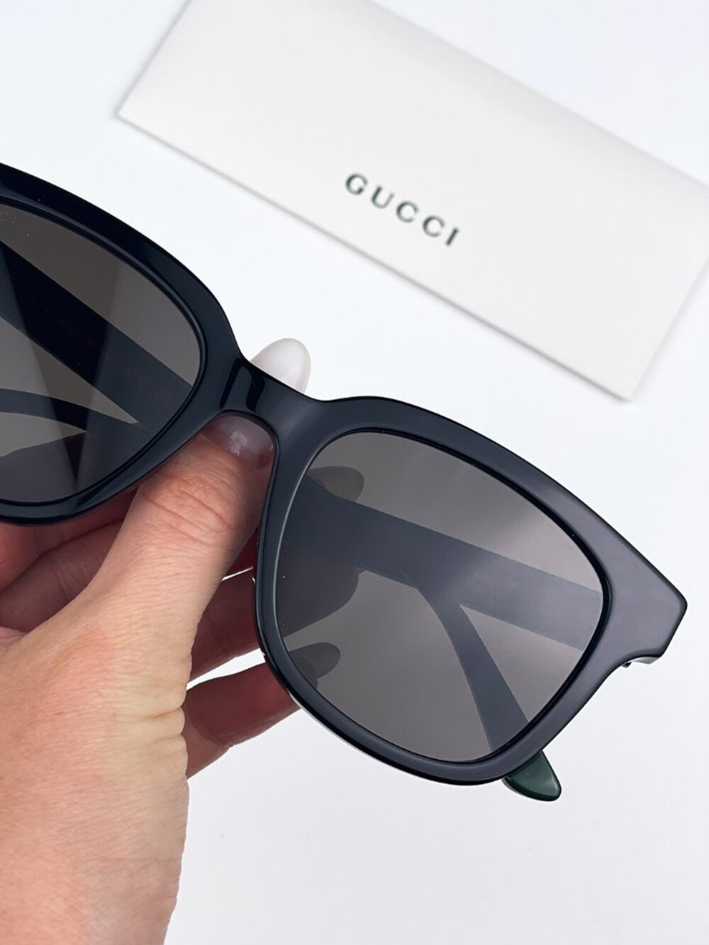 GUCCI GG0847SK 001 BLACK GREEN SQUARE UNISEX SUNGLASSES